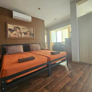 https://lotus-guest-house-malta.hotelssaintjulians.com