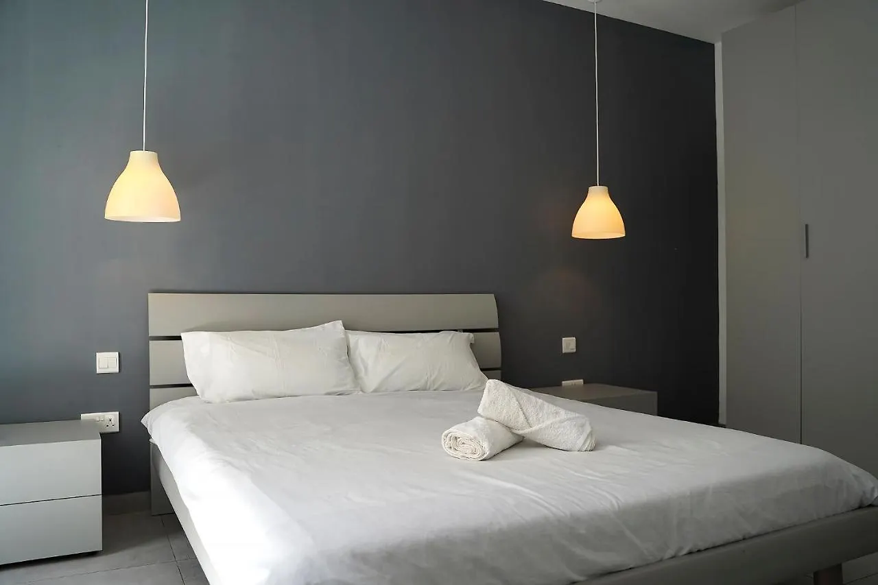 Wonderful Apartment Next To The Sea Gzira